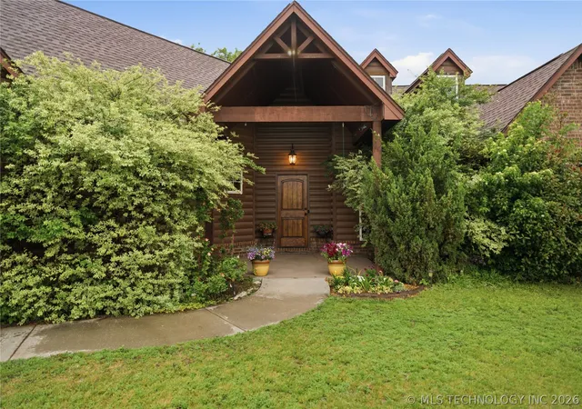 Photo 3 of Sale Pending at 5617 E 188th Street S, Bixby, OK 74008 | MLS# 2618533 | Listing updated on 2026-08-20