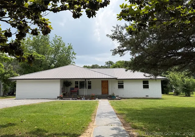 Homes for sale in Talihina, OK | 3647 Se Hwy 63, Talihina, OK 74571 | MLS# 2618545