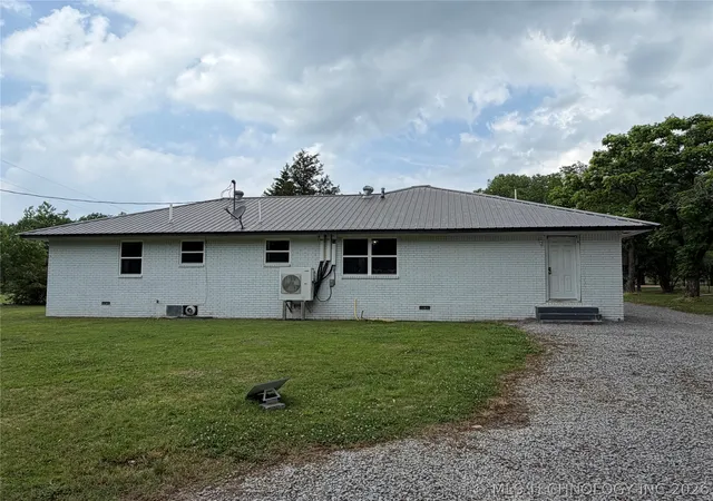 Homes for sale in Talihina, OK | 3647 Se State Hwy 63, Talihina, OK 74571 | MLS# 2618558