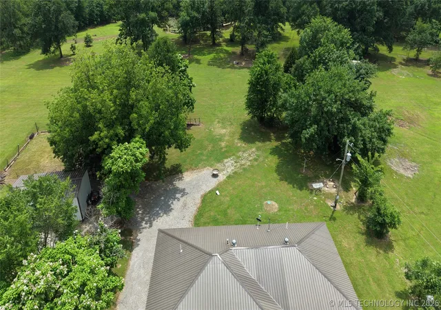 Homes for sale in Talihina, OK | 3647 Se State Hwy 63, Talihina, OK 74571 | MLS# 2618558