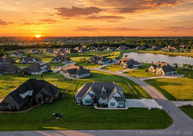 Homes for sale in Owasso, OK | 8202 N 150th Eastavenue, Owasso, OK 74055 | MLS# 2618410