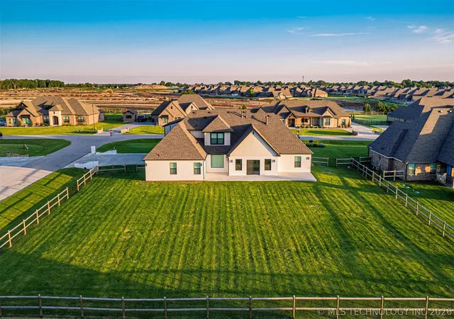 Homes for sale in Owasso, OK | 8202 N 150Th Eastavenue, Owasso, OK 74055 | MLS# 2618410