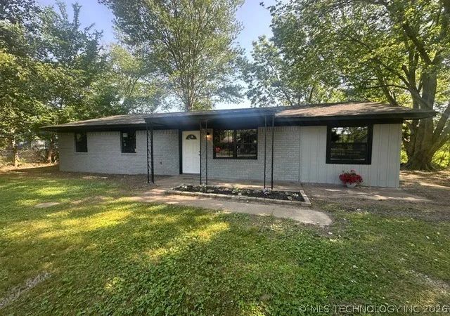 Homes for sale in Tahlequah, OK | 639 Green Country Dr, Tahlequah, OK 74464 | MLS# 2618652