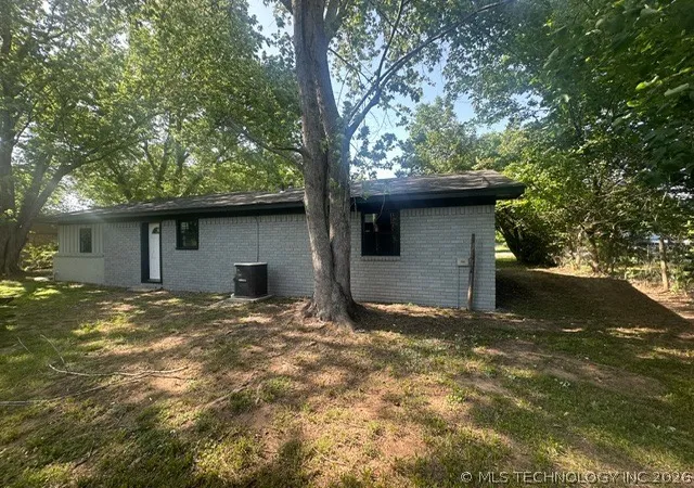 Homes for sale in Tahlequah, OK | 639 Green Country Dr, Tahlequah, OK 74464 | MLS# 2618652