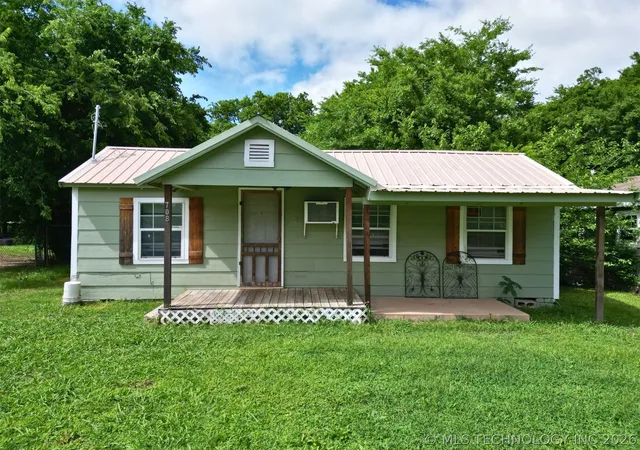 Homes for sale in Ada, OK | 708 W 3Rd, Ada, OK 74820 | MLS# 2618529