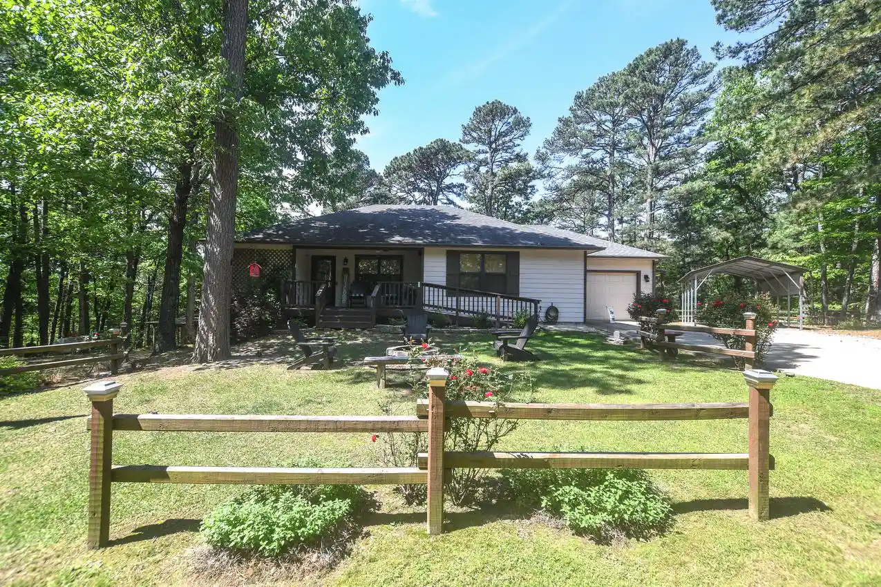 Single family home for sale at 2548 Pine Tree Dr, Kansas, OK 74347 | MLS# 2618673