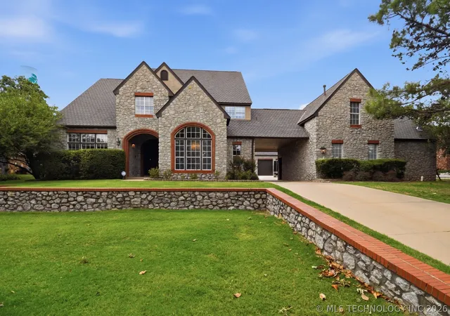 Photo 1 of Single family home for sale at 4809 Oak Leaf Dr, Tulsa, OK 74132 | MLS# 2618503 | Listing updated on 2026-08-28