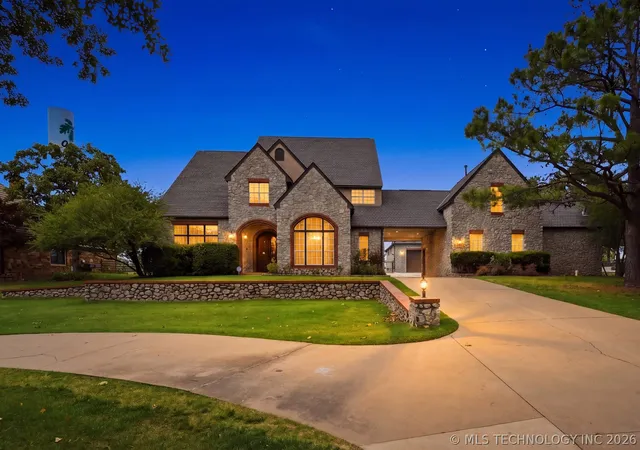 Photo 1 of Single family home for sale at 4809 Oak Leaf Dr, Tulsa, OK 74132 | MLS# 2618503 | Listing updated on 2026-09-29