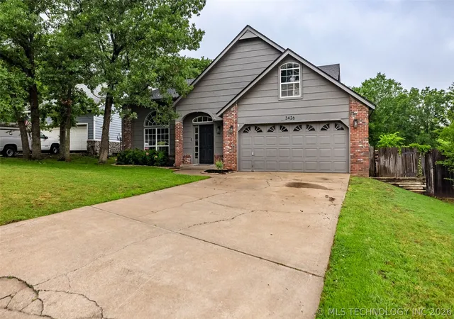 Homes for sale in Tulsa, OK | 3426 S 76th Westavenue, Tulsa, OK 74107 | MLS# 2618172