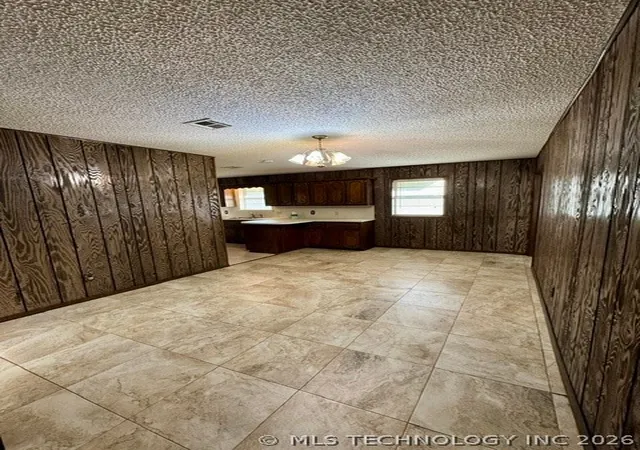 Homes for sale in Ada, OK | 509 Mayfair Wy, Ada, OK 74820 | MLS# 2618646