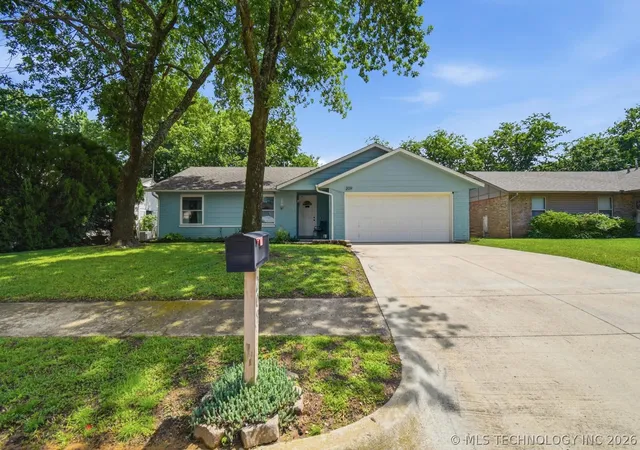 27th image of 209 E Austin St, Broken Arrow, OK 74011 | MLS# 2618724