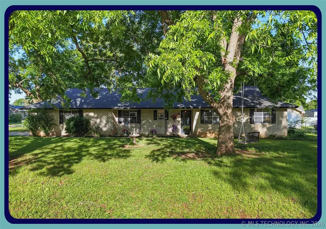 Homes for sale in Roff, OK | 730 S Broadway, Roff, OK 74865 | MLS# 2618691