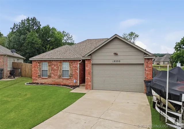 Homes for sale in Catoosa, OK | 19392 Holly Ct, Catoosa, OK 74015 | MLS# 2618820