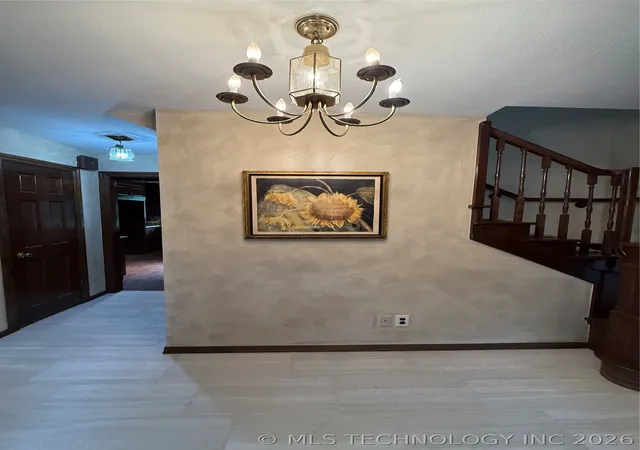 Photo 5 of Single family home for sale at 5909 Rolling Oaks Dr, Muskogee, OK 74401 | MLS# 2618781 | Listing updated on 2026-08-20