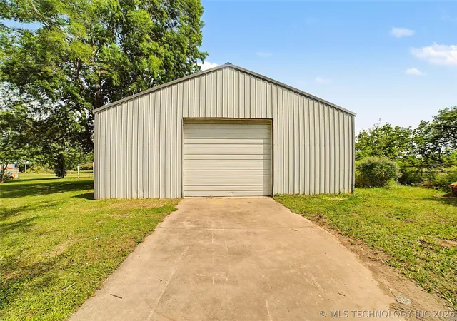 Photo 3 of Single family home for sale at 7935 E 86 Street N, Owasso, OK 74055 | MLS# 2618810 | Listing updated on 2026-08-20