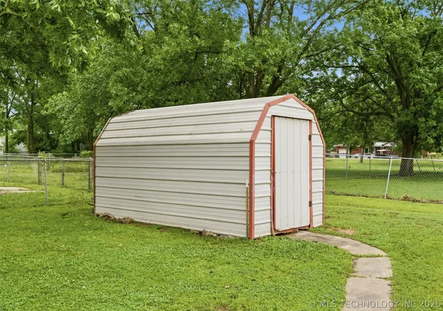 Homes for sale in Welch, OK | 364 S Springfield, Welch, OK 74369 | MLS# 2618726