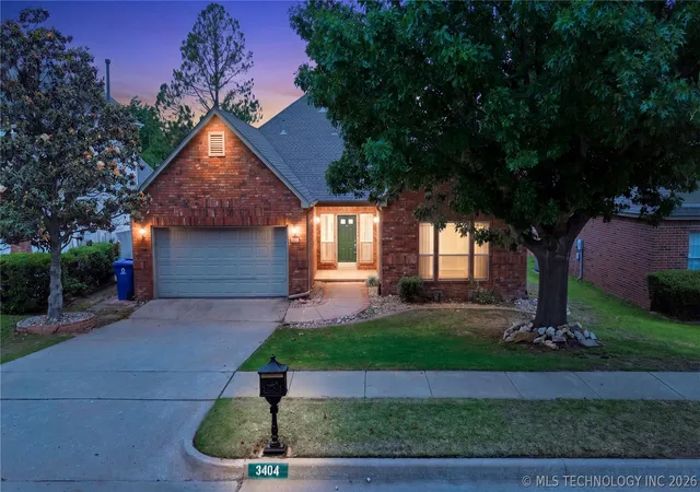 1st image of 3404 N Battle Creek Dr, Broken Arrow, OK 74012 | MLS# 2618877