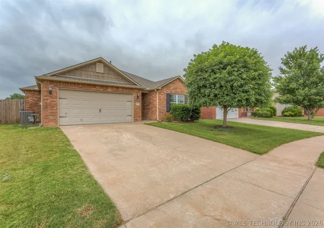 Homes for sale in Bixby, OK | 12677 S 88th Eastavenue, Bixby, OK 74008 | MLS# 2618800