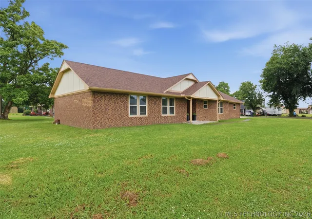 34th image of 1100 N Oseuma Ave, Claremore, OK 74017 | MLS# 2617994