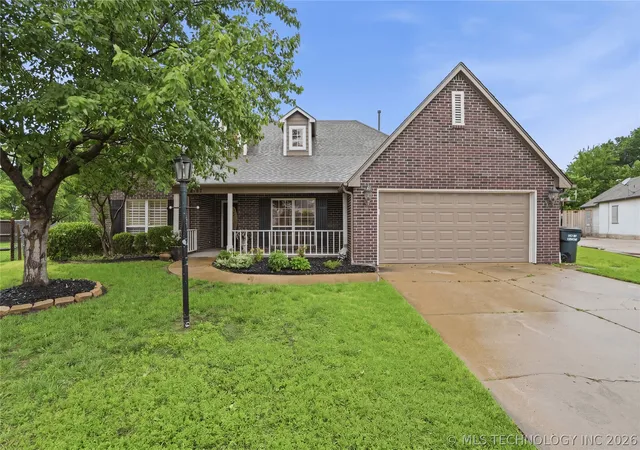 Homes for sale in Owasso, OK | 8702 N 140th Ter, Owasso, OK 74055 | MLS# 2618900