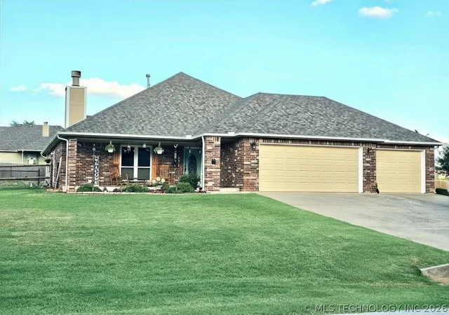1st image of 14205 S 220th Ave E, Coweta, OK 74429 | MLS# 2618733