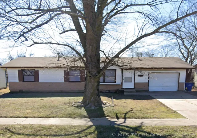 Photo 1 of Sale Pending at 20 E 63rd Street, Tulsa, OK 74126 | MLS# 2618710 | Listing updated on 2026-08-20