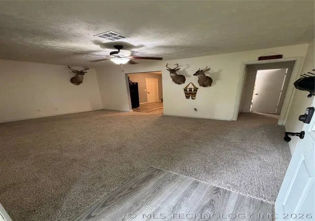 2nd image of 19 S Orphan St, Pryor, OK 74361 | MLS# 2618938