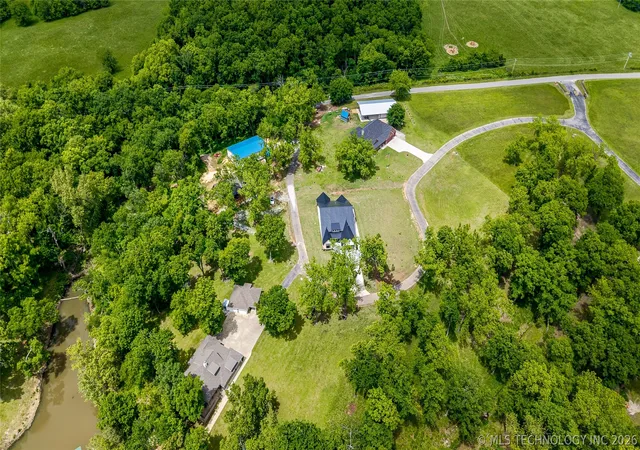 Homes for sale in Afton, OK | 56107 E 300 Rd, Afton, OK 74331 | MLS# 2618921