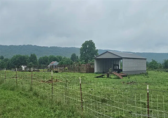 2nd image of 430190 E 1020 Rd, Warner, OK 74469 | MLS# 2618935