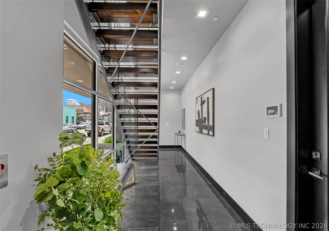 Listing Photo 5 - Condo for sale in building located at 617 E 3rd St, Tulsa, OK 74120 - Unit #617