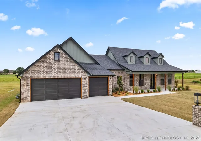 Photo 1 of Single family home for sale at 13799 N 58th East Ave, Collinsville, OK 74021 | MLS# 2618974 | Listing updated on 2026-10-11