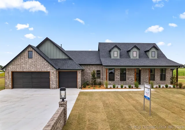 Photo 3 of Single family home for sale at 13799 N 58th East Ave, Collinsville, OK 74021 | MLS# 2618974 | Listing updated on 2026-10-11