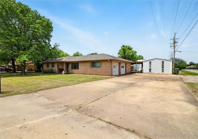 Homes for sale in Calera, OK | 300 Michelle, Calera, OK 74730 | MLS# 2618979