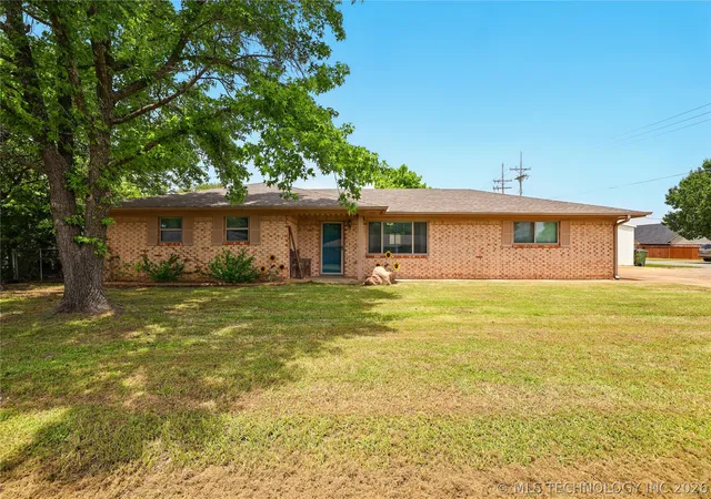Homes for sale in Calera, OK | 300 Michelle, Calera, OK 74730 | MLS# 2618979
