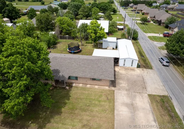Homes for sale in Calera, OK | 300 Michelle, Calera, OK 74730 | MLS# 2618979