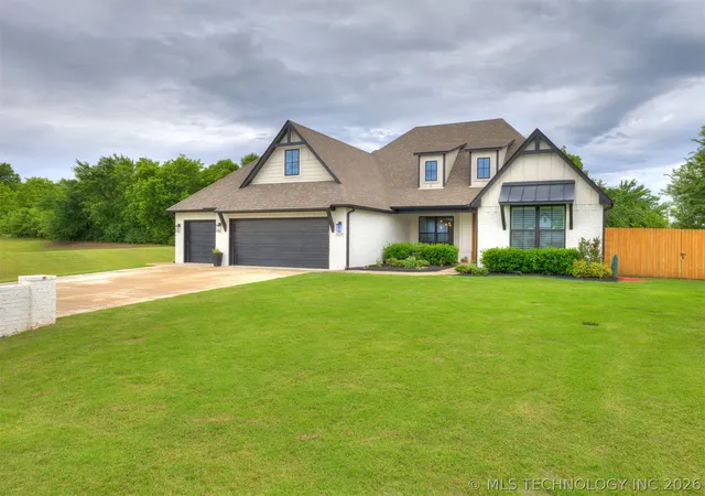 Photo 1 of Single family home for sale at 3220 W 118th Street S, Jenks, OK 74037 | MLS# 2618941 | Listing updated on 2026-08-26