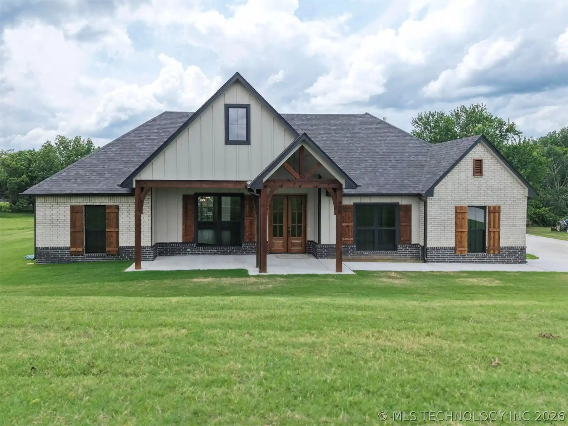 Photo 1 of Single family home for sale at 408 S Tall Chief Ave, Skiatook, OK 74070 | MLS# 2618998 | Listing updated on 2026-10-26