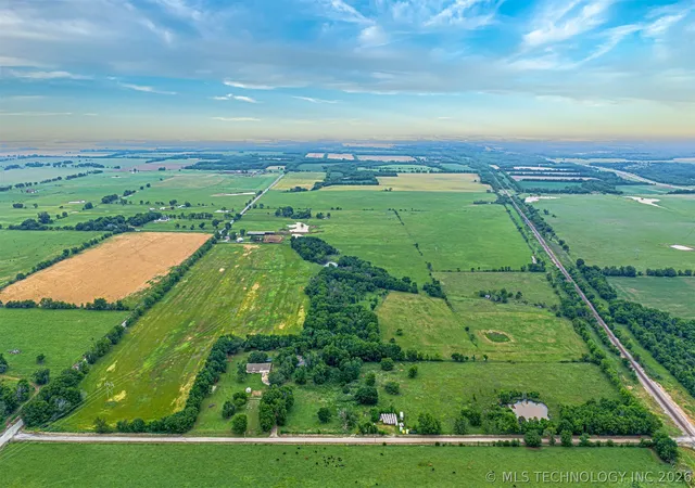 1st image of 100 E 700 Rd, Wagoner, OK 74467 | MLS# 2618964