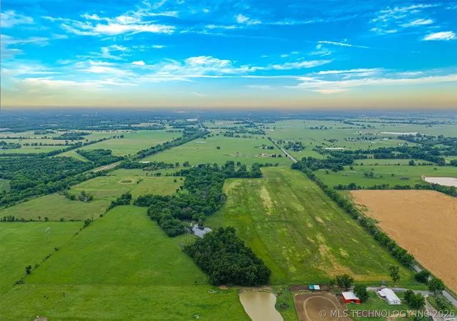 3rd image of 100 E 700 Rd, Wagoner, OK 74467 | MLS# 2618964