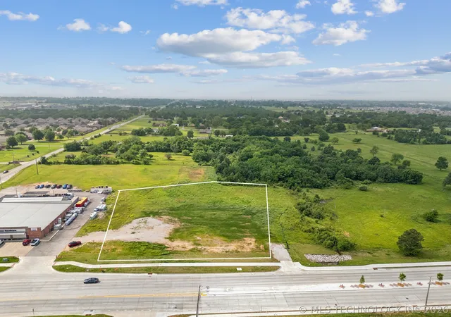 1st image of 12708 N 116th St, Owasso, OK 74055 | MLS# 2619023
