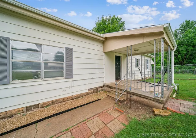 Homes for sale in Drumright, OK | 404 E Maple St, Drumright, OK 74030 | MLS# 2619024