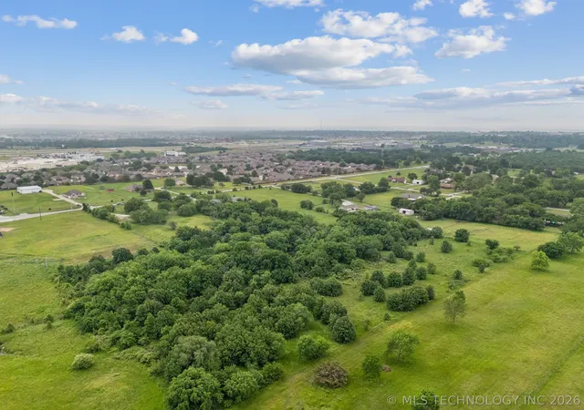 4th image of 12602 E 116Th St N, Collinsville, OK 74021 | MLS# 2619025