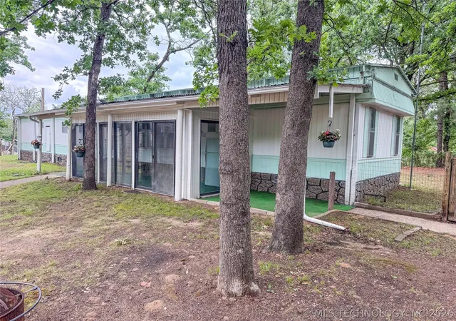 Photo 2 of Manufactured home for sale at 114385 Forest Cir, Eufaula, OK 74432 | MLS# 2618927 | Listing updated on 2026-08-20