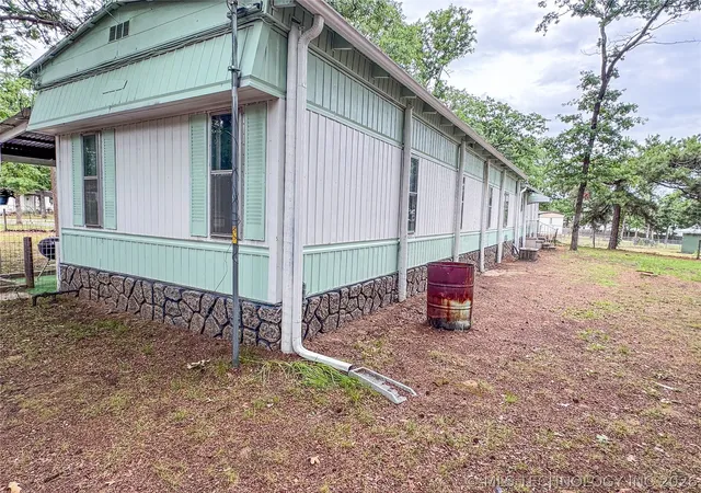Photo 3 of Manufactured home for sale at 114385 Forest Cir, Eufaula, OK 74432 | MLS# 2618927 | Listing updated on 2026-08-20