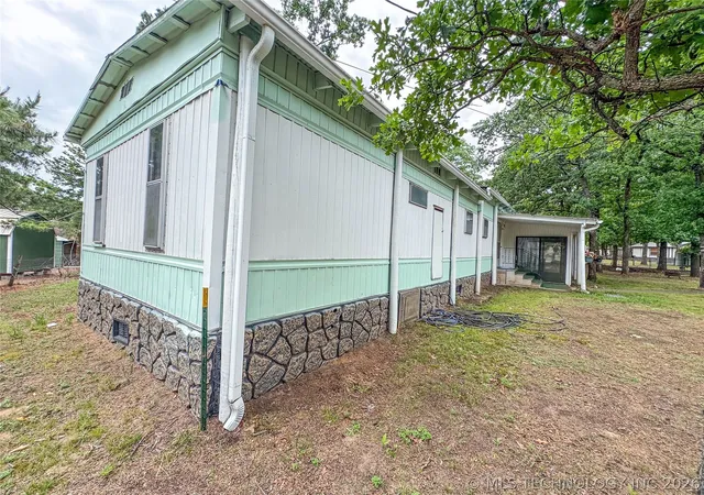 Photo 4 of Manufactured home for sale at 114385 Forest Cir, Eufaula, OK 74432 | MLS# 2618927 | Listing updated on 2026-08-20