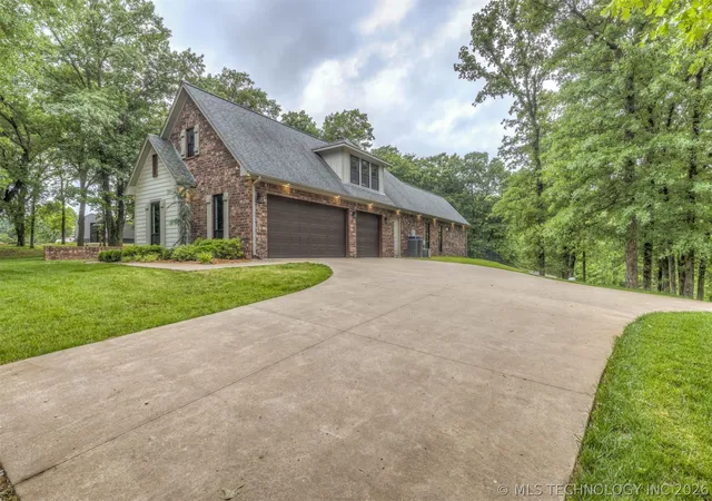 Homes for sale in Coweta, OK | 14220 S 257Th Eastavenue, Coweta, OK 74429 | MLS# 2618976