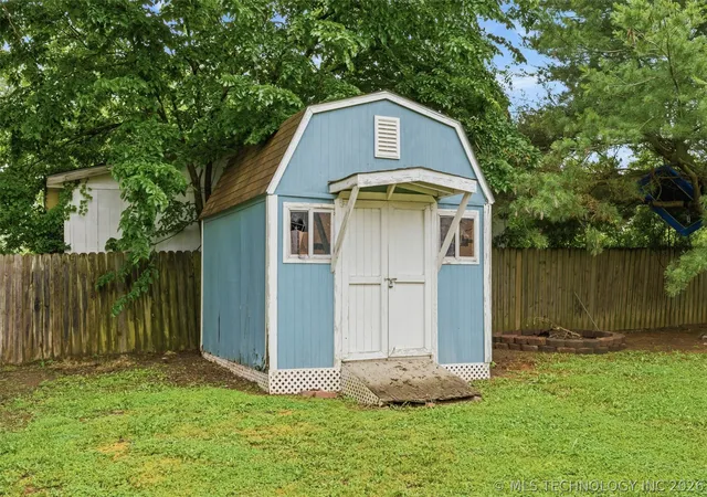 image of 228 S Bell, Vinita, OK 74301 | MLS# 2618758