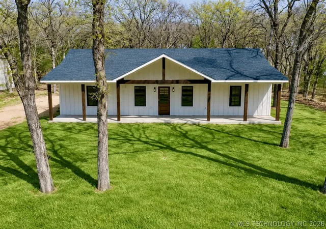 Homes for sale in Kingston, OK | 12443 Longboard Loop, Kingston, OK 73439 | MLS# 2618626