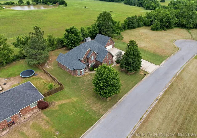 4th image of 1308 Carter Ave, Wagoner, OK 74467 | MLS# 2619003