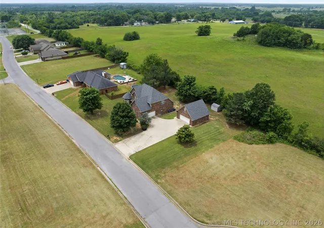 69th image of 1308 Carter Ave, Wagoner, OK 74467 | MLS# 2619003
